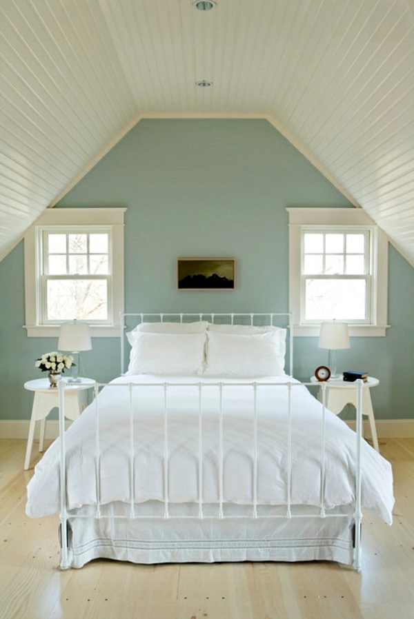 Wandfarbe Taubenblau dachgeschoss holzplatten zimmerdecke