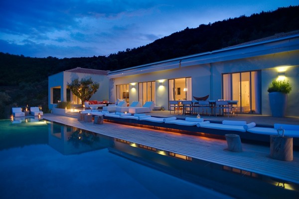 Villa Eudokia   Griechenland Ferienhaus Mittelmeer atemberaubend Ansicht Schwimmbecken 