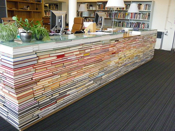 DIY Bibliotheke bunt Lampen