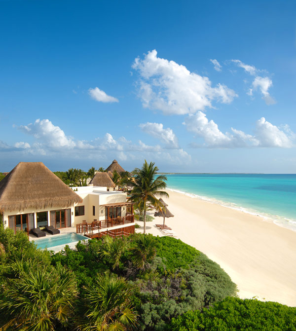 Paradiesische Ferienort Strand tropisch Hotel