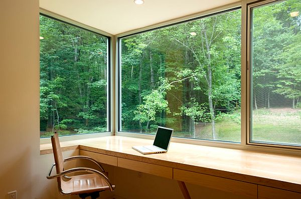 minimalistisch Schreibtisch grün Stuhl Fenster