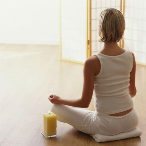minimalistische meditation raum designs yoga aufzeigen