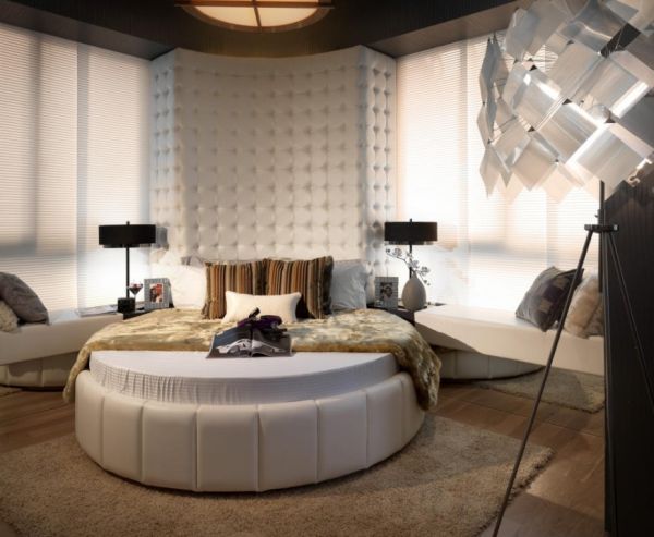 modern Schlafzimmer weiß rund Bett luxuriös