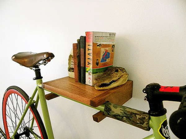 Bücherregal Fahrradständer grün idee krokodil