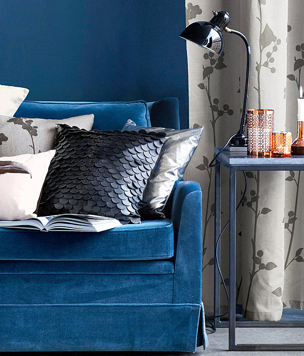 Design für den Herbst blau couch kissen