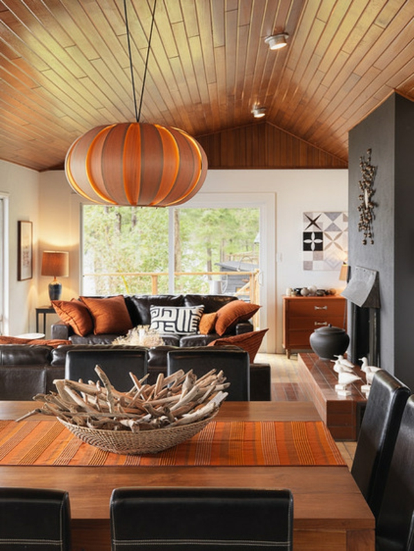 Fundstücke als natürliche Dekoration wohnzimmer orange leuchter