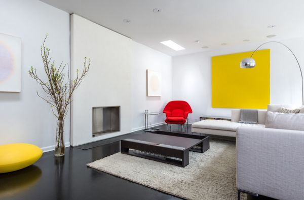 Minimalistisch gelb rot Stuhl aus Hollywood wohnzimmer