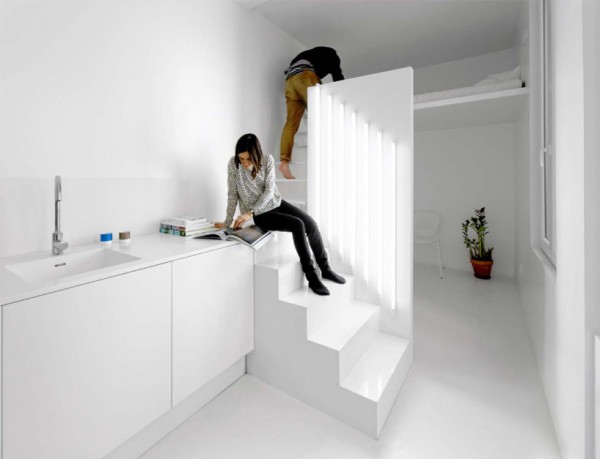 Modern Paris Apartment innovative Techniken für Beleuchtung treppen