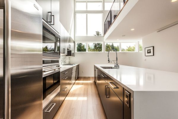 Modernes Haus in Seattle küche weiß