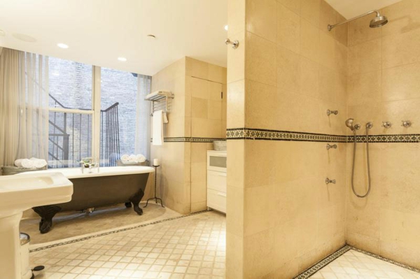 Wohnung in New York badezimmer wanne dusche