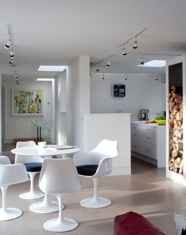 grünes Haus Smart Technologie zeitgenössisches Design interior weiß stuhl tisch