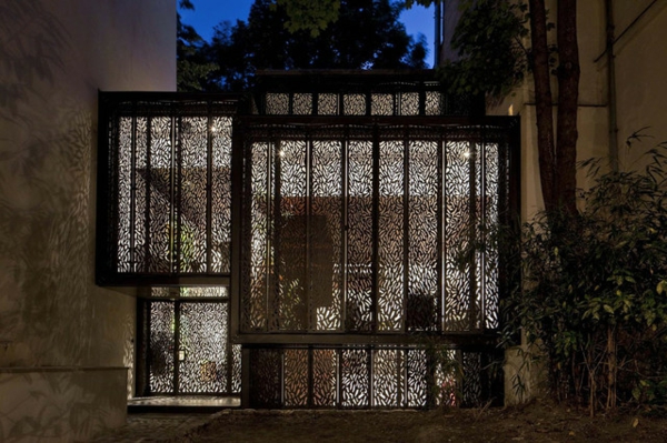 modern exterior Lichtspiele in Häusern interessant