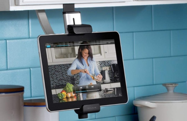 High Tech Küchengeräte tablet