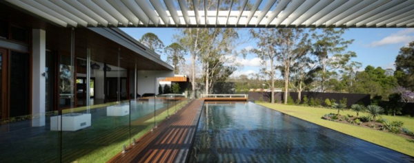 Privathaus Brisbane gras schwimmbecken