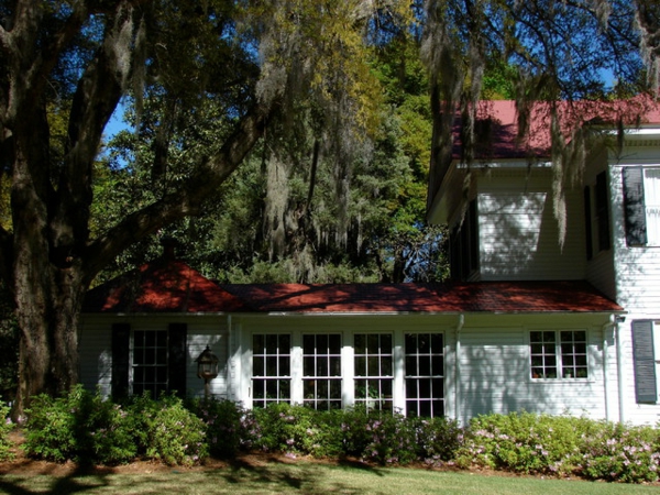 Renovierung historisches Plantage-Haus exterior