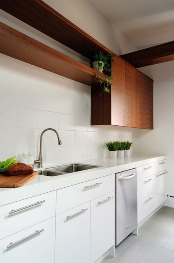 Suche nach Küchenschränken weiß spüle