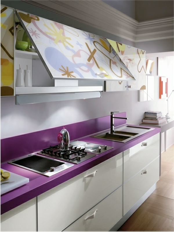 Dekorationsmotive lila gelb spüle küche