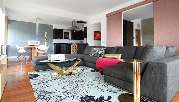 Wunderschöne Farbnuancen Haus grau couch glastisch