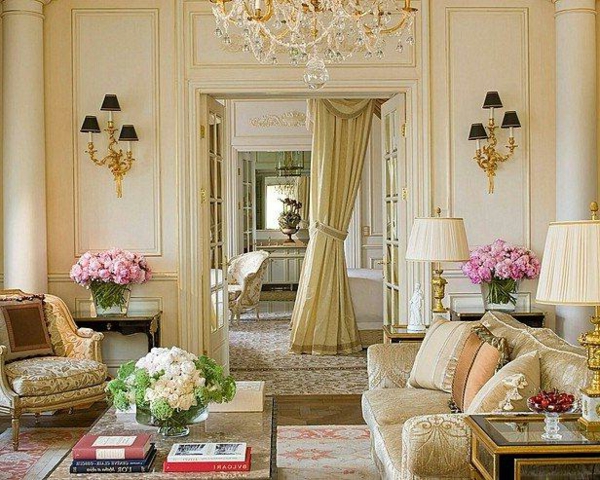 attraktive französische Wohnzimmer Designs prächtig couch kronleuchter stuhl teppich rosa blumen golden tisch