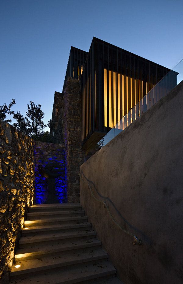 einheimisch Haus aus Steinen treppe exterior