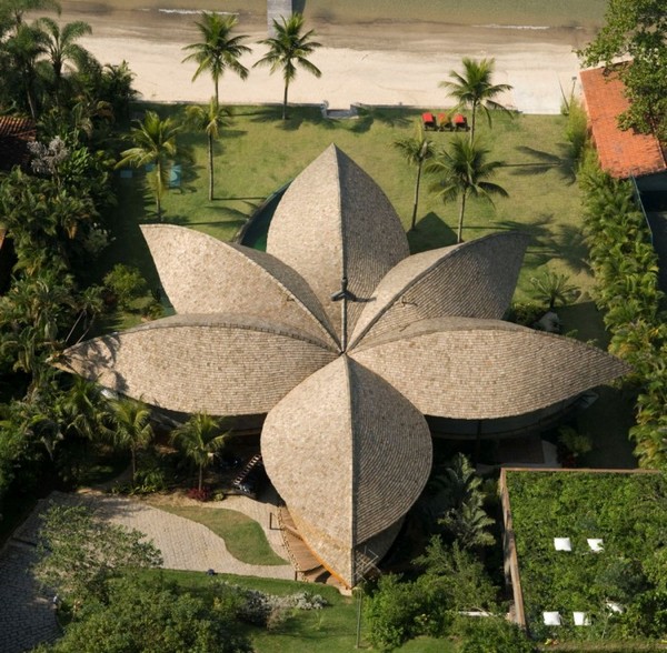 fabelhaft blattförmiges Haus Brasilien palmen architektur