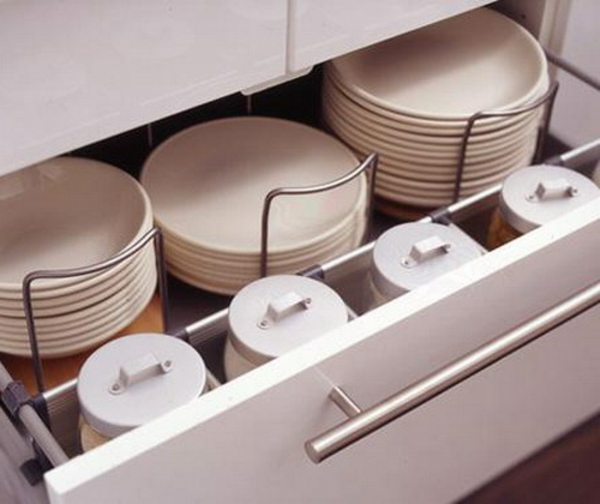 praktische Ideen Organization Küchenschubladen küche weiß teller