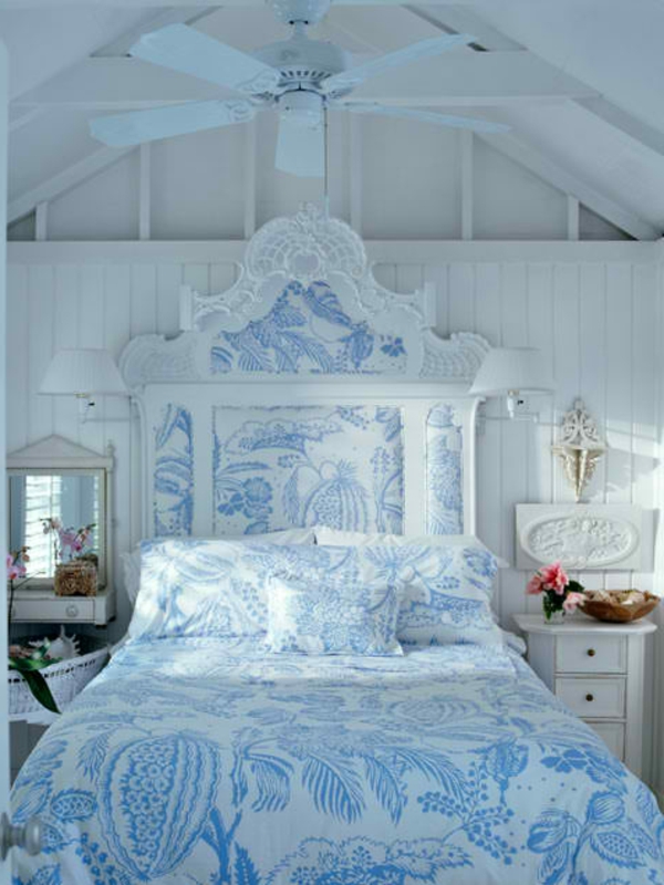 reizende Schlafzimmer Designs bett blau bettwäsche nachttisch