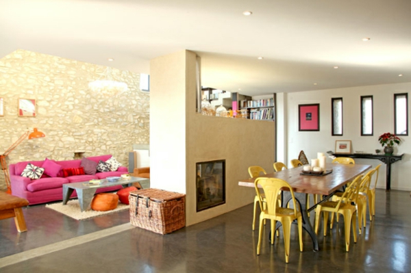 toll Interior esstisch gelb stuhl korb rosa couch tisch wohnzimmer stein