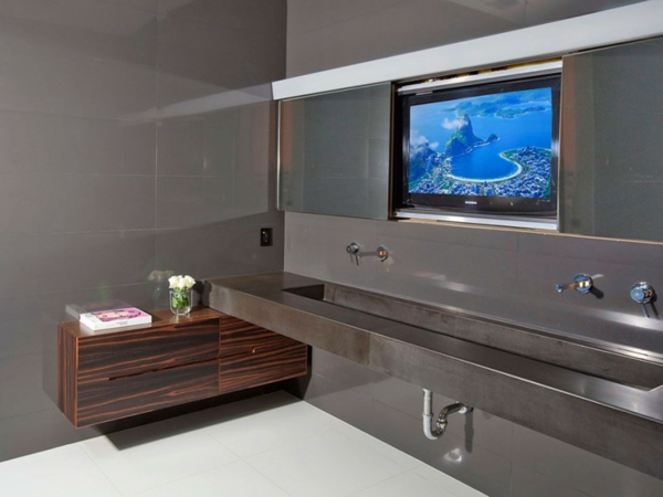 vorzügliche Residenz Beverly Hills badezimmer grau waschbecken fernseher