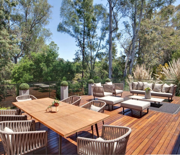 vorzügliche Residenz in Beverly Hills holz terrasse stuhl wald
