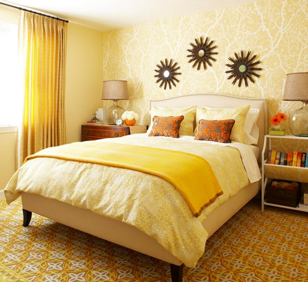 Interior Farben bett gelb lampe teppich