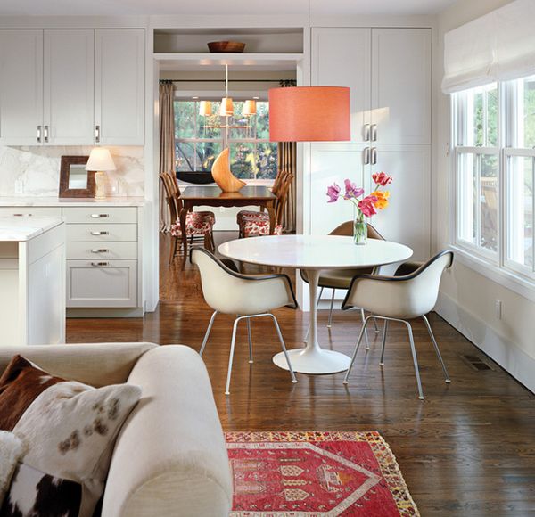 Möbeldesign Ideen tulpentisch stuhl weiß orange leuchter küche