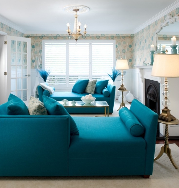 kleine Wohnzimmer Designs blau couch lampe leuchter kamin