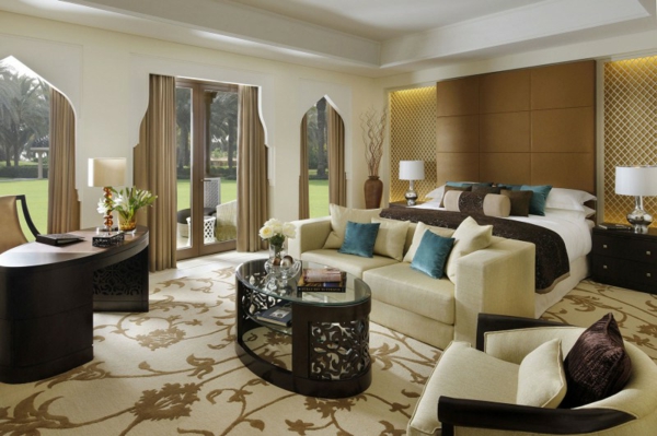 tolles Hotel Dubai wohnzimmer couch bett sofa