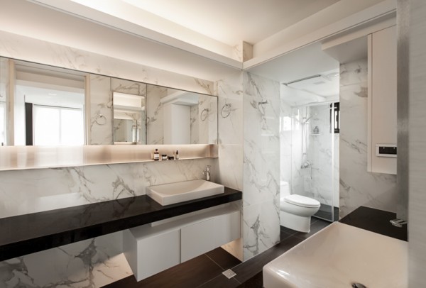 Apartment Design hellen dunklen Nuancen badezimmer marmor waschbecken toilette