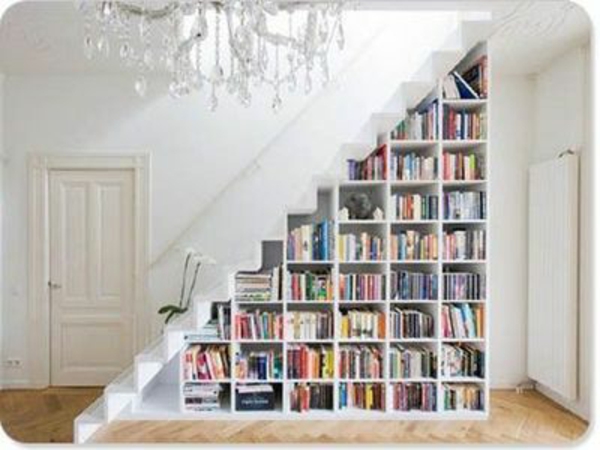Bücher dekorieren wunderbar Ihre Wohnung treppe