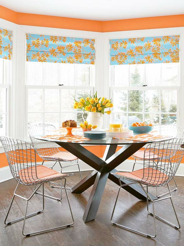 toll interior Farben tisch stuhl orange blau