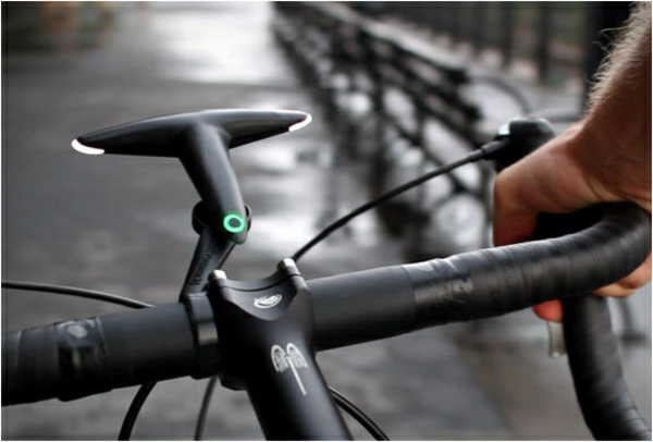 Ein neues Fahrrad Navigationssystem Hammerhead fahrt