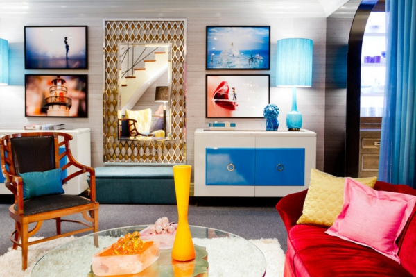 Fashion Week Trends bei der Hausgestaltung stuhl tisch rot couch lampe blau bild
