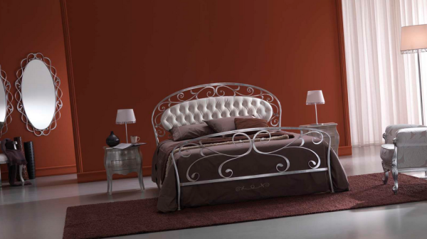 Traumhaft Schmiedeeisen Schlafzimmer Möbel braun bett nachttisch lampe