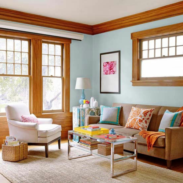 Wohnzimmer dekorativen Elementen couch weiß sofa tisch kissen holzrahmen