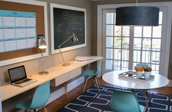 Heimbüro erfolgreich teilen schreibtisch stuhl grün lampe tisch