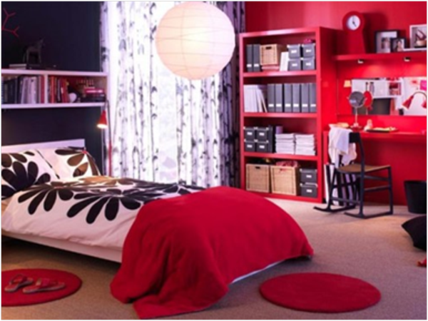 atemberaubende Mädchenzimmer rot regale bett