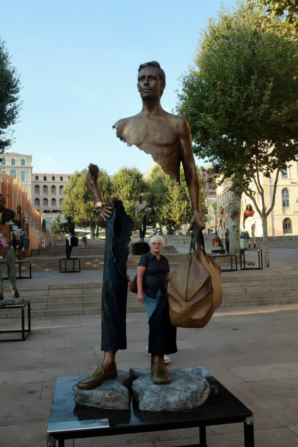 bronzen Skulpturen arbeiter mann
