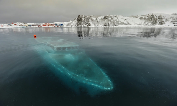 herrenlos Ort jacht antarktika versunken
