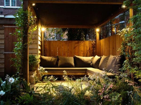 Hinterhof Gartengestaltung couch