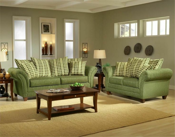 grüne möbel für das wohnzimmer passende farbkombination
