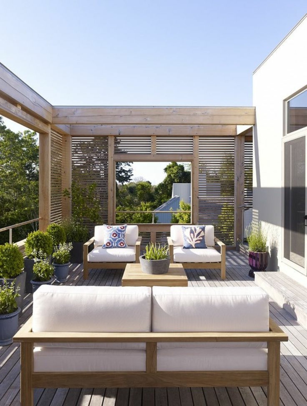 moderne geräumige terrasse coole gestaltungsideen