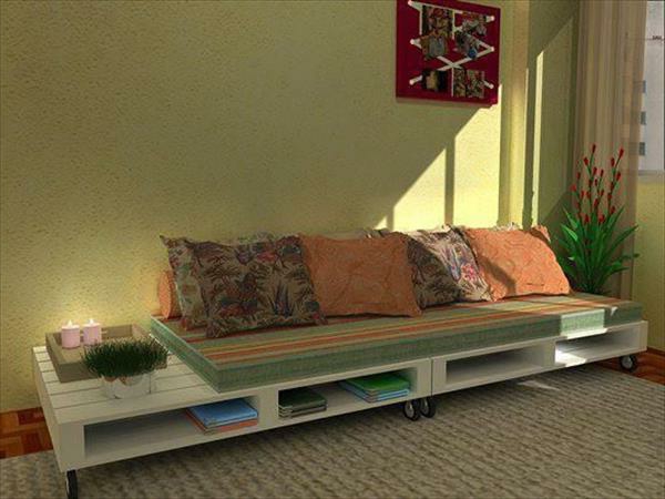 originelles sofa aus paletten auf rollen