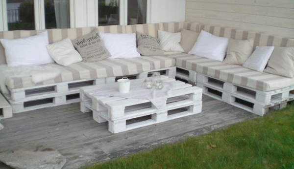  palettenmöbel für den außenbereich originelles sofa
